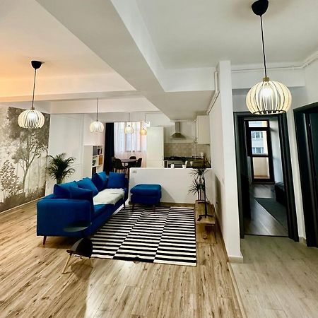 Tree House Appartement Boekarest Buitenkant foto